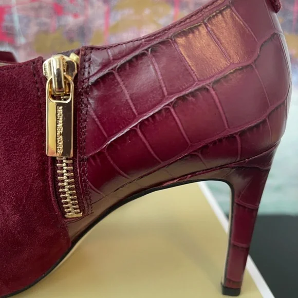 Michael Kors Sammy Ankle Boot - Picture 6 of 8